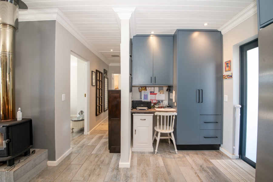 2 Bedroom Property for Sale in Pringle Bay Western Cape